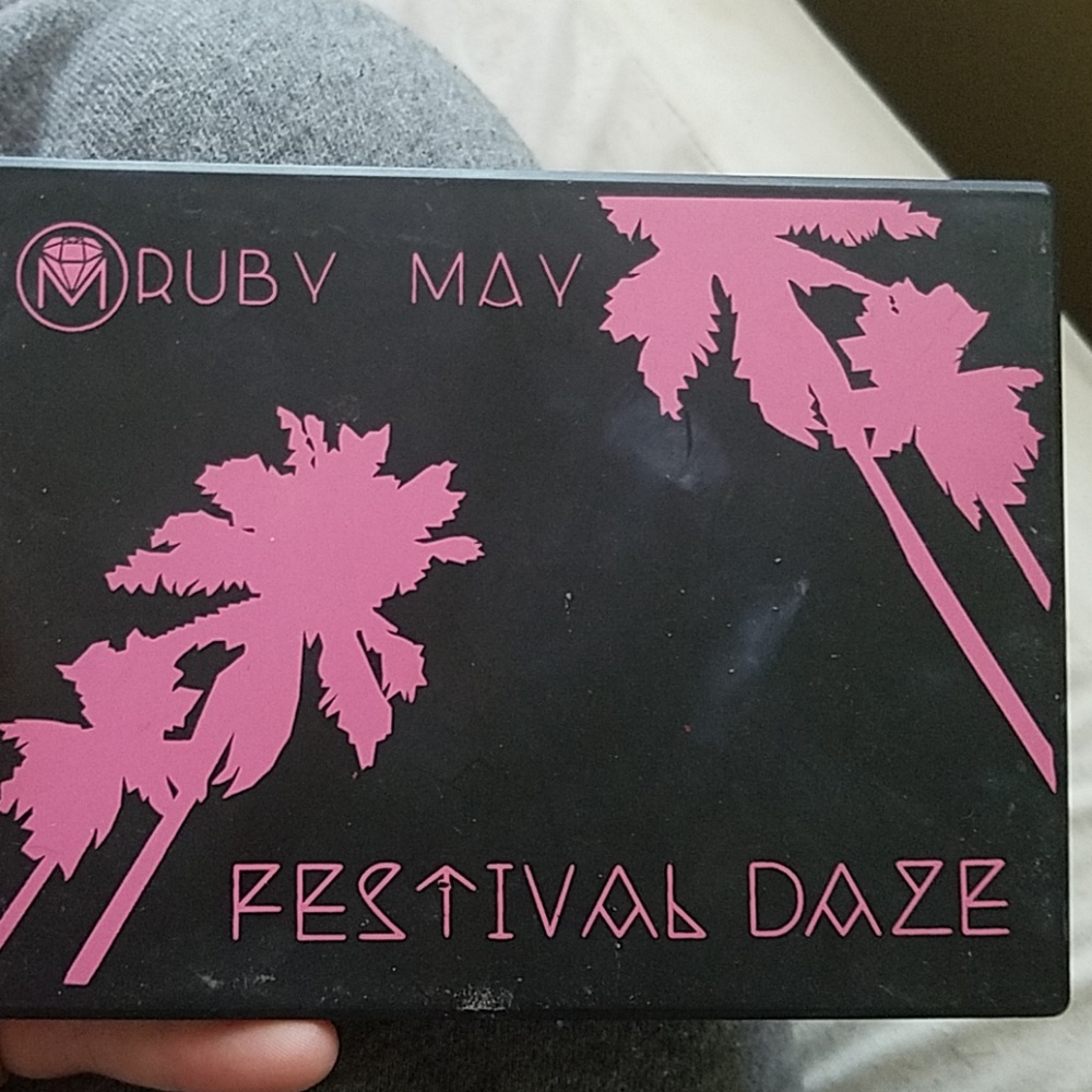 NEW Ruby May Festival Daze Eyeshadow Palette